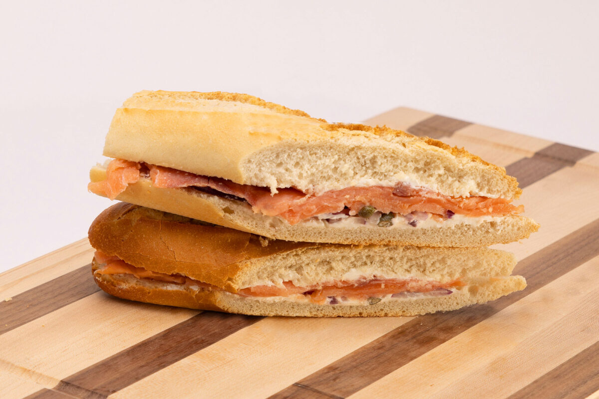 SALMON SANDWICH