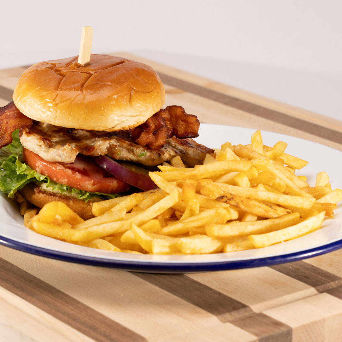 GRILLED CHICKEN SANDWICH