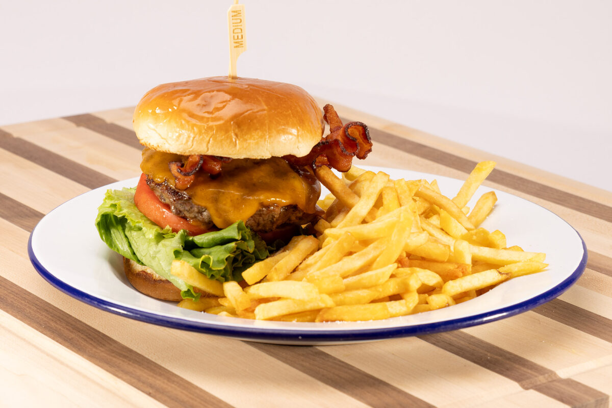 SIGNATURE BURGER