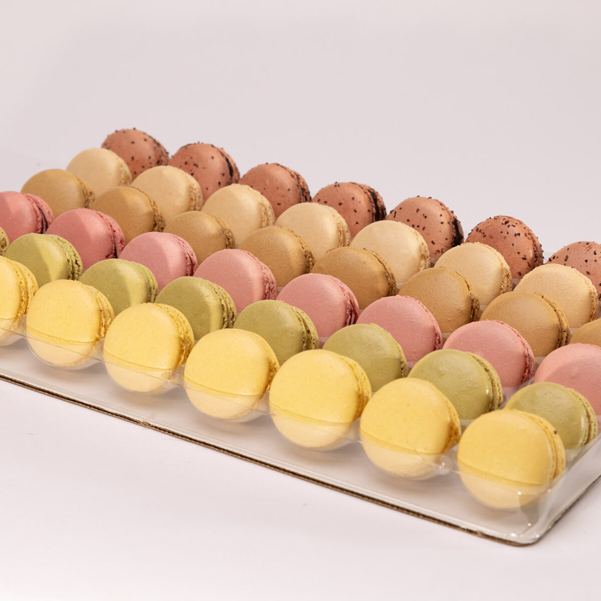 FRENCH MACARON ASSORTED TRAY