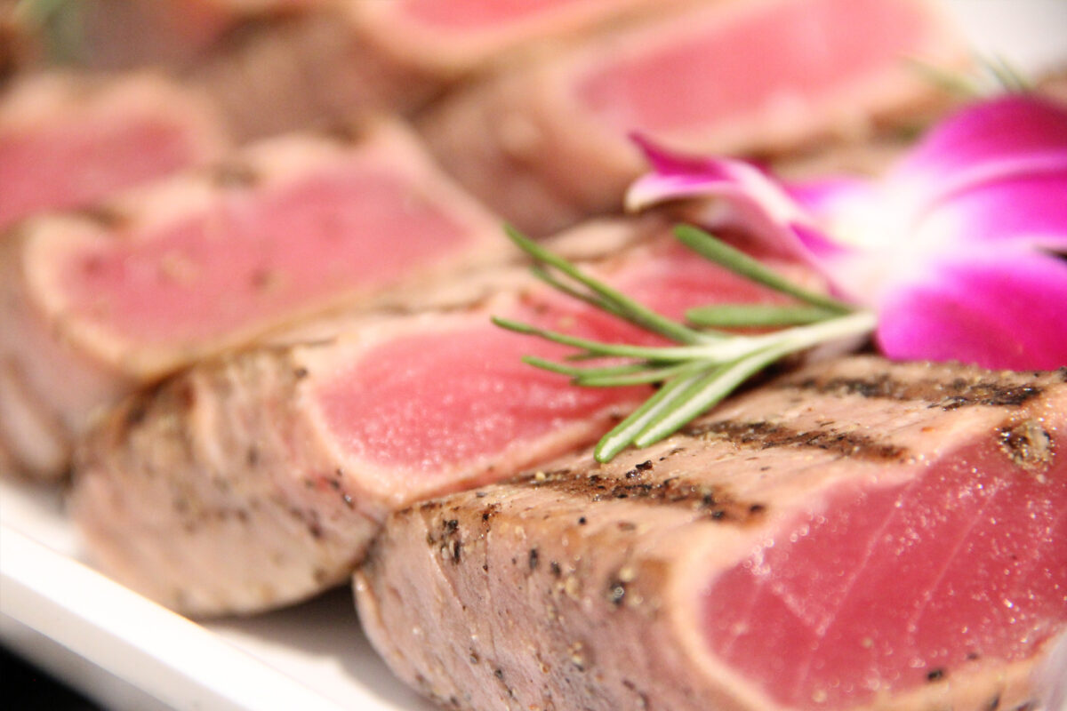TUNA TATAKI PLATTER