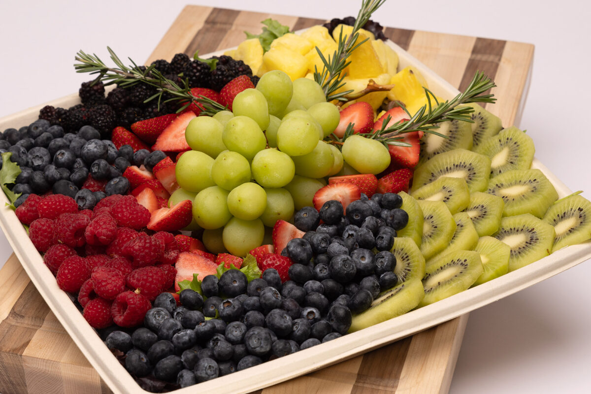 DELUXE FRUIT PLATTER