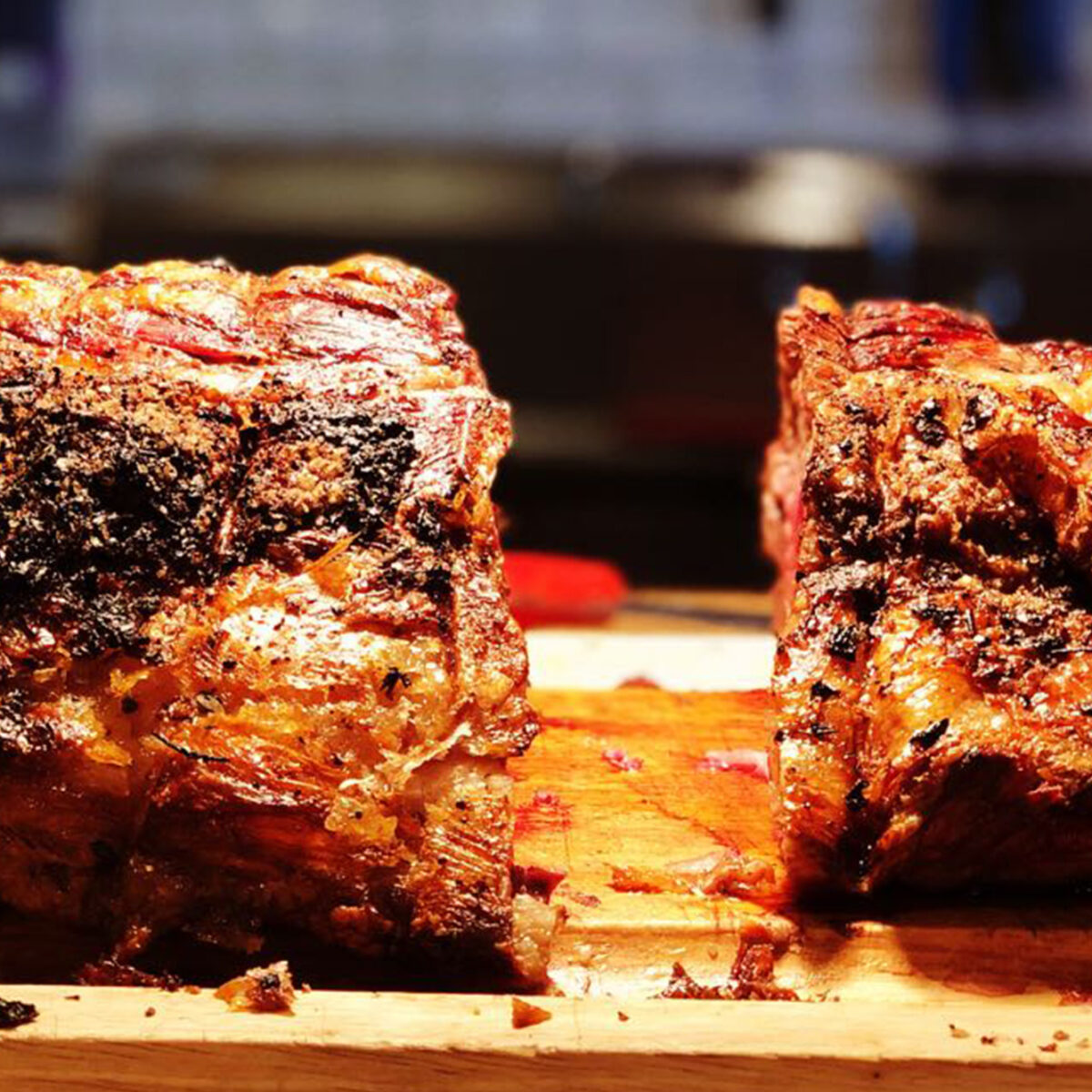 BONELESS WHOLE PRIME RIB
