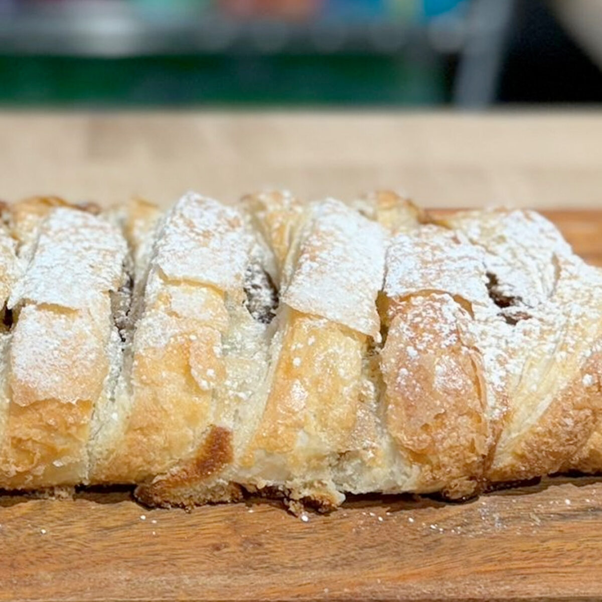 APPLE STRUDEL