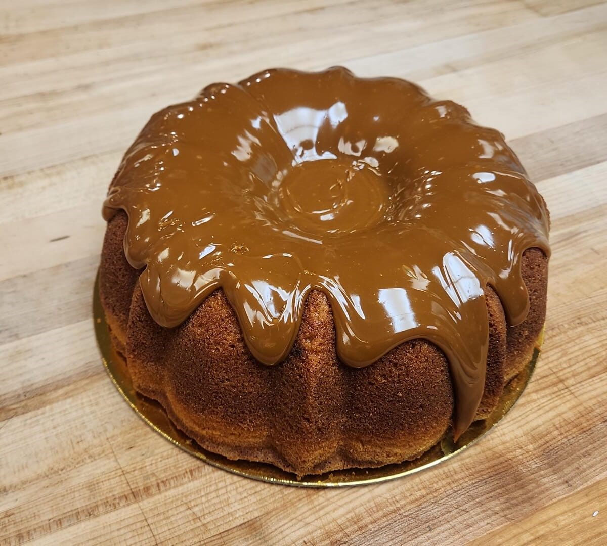 DULCE DE LECHE CAKE